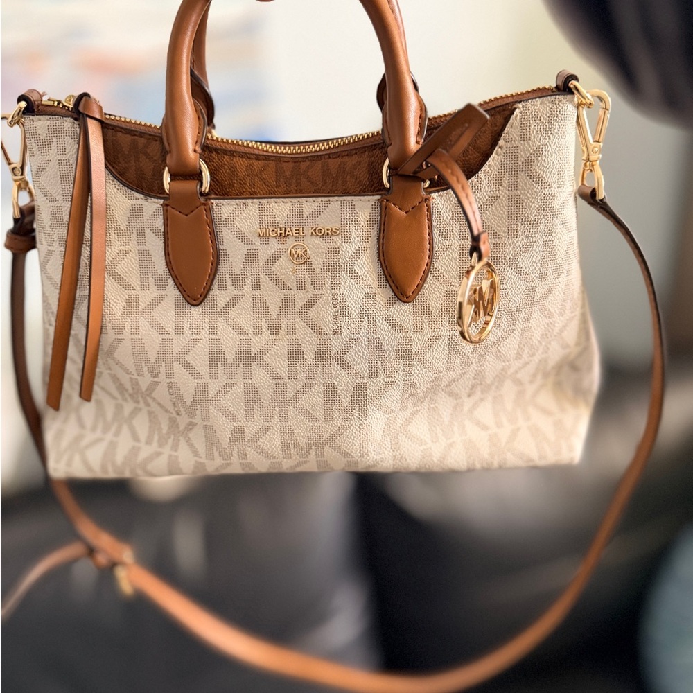 Michael Kors Mini Satchel Crossbody Vanilla MK Signature Brown Leather - Picture 7 of 8